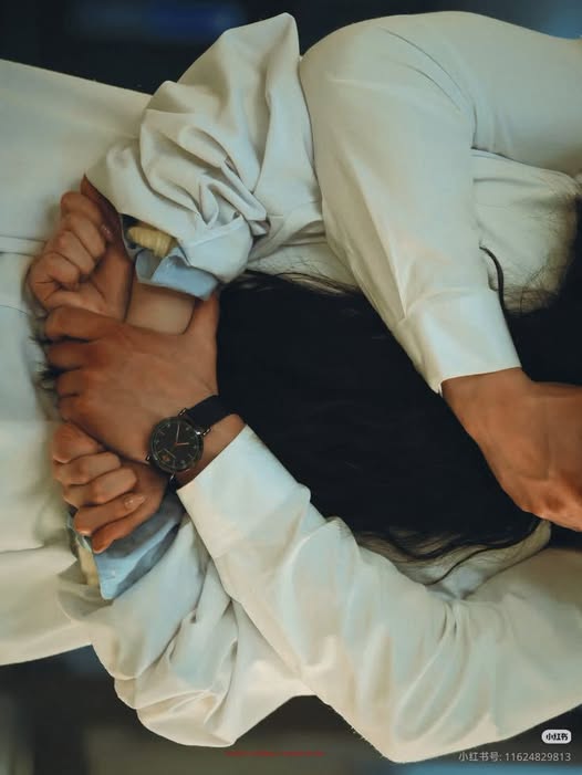 Đối Tượng Yêu Qua Mạng Là Anh Trai Bạn Thân