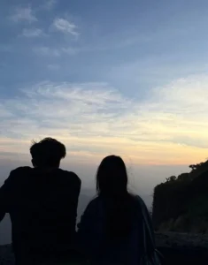 TÌNH YÊU VÀ BÓNG TỐI