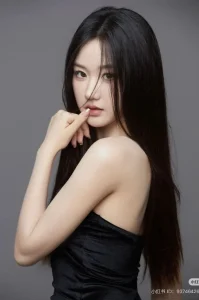 Giữa Chúng Ta Chỉ Còn Lại Hận