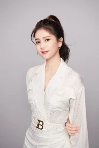 Không Còn Là Người Chạy Theo Anh