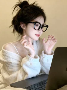 LỌ LEM THÁO GIÀY