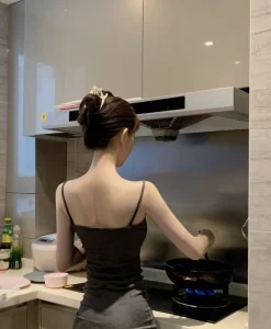 Người Thứ Ba Trong Hôn Nhân Của Mình