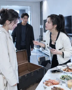 47 Món Hồi Môn Bị Em Chồng Bán Sạch, Chồng Bảo Tôi Nhịn, Tôi Trở Tay Đưa Cô Ta Vào T/ù