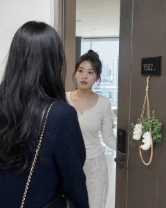 ANH NÓI NHÀ BỊ BỎ HOANG