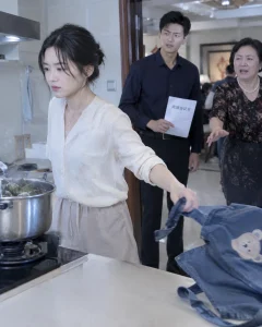Bánh Ú Và Tờ Ly Hôn