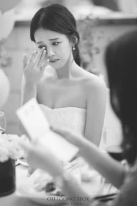 Chú Rể Bỏ Trốn, Tiệc Vẫn Phải Lên