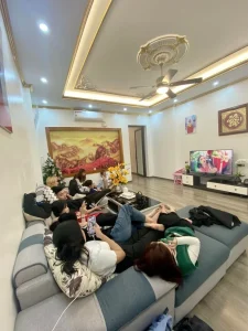 Gả Nhầm Một Nhà Ăn Bám