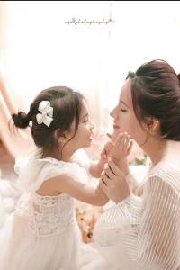 Thiều Hoa Giữa Loạn Thế